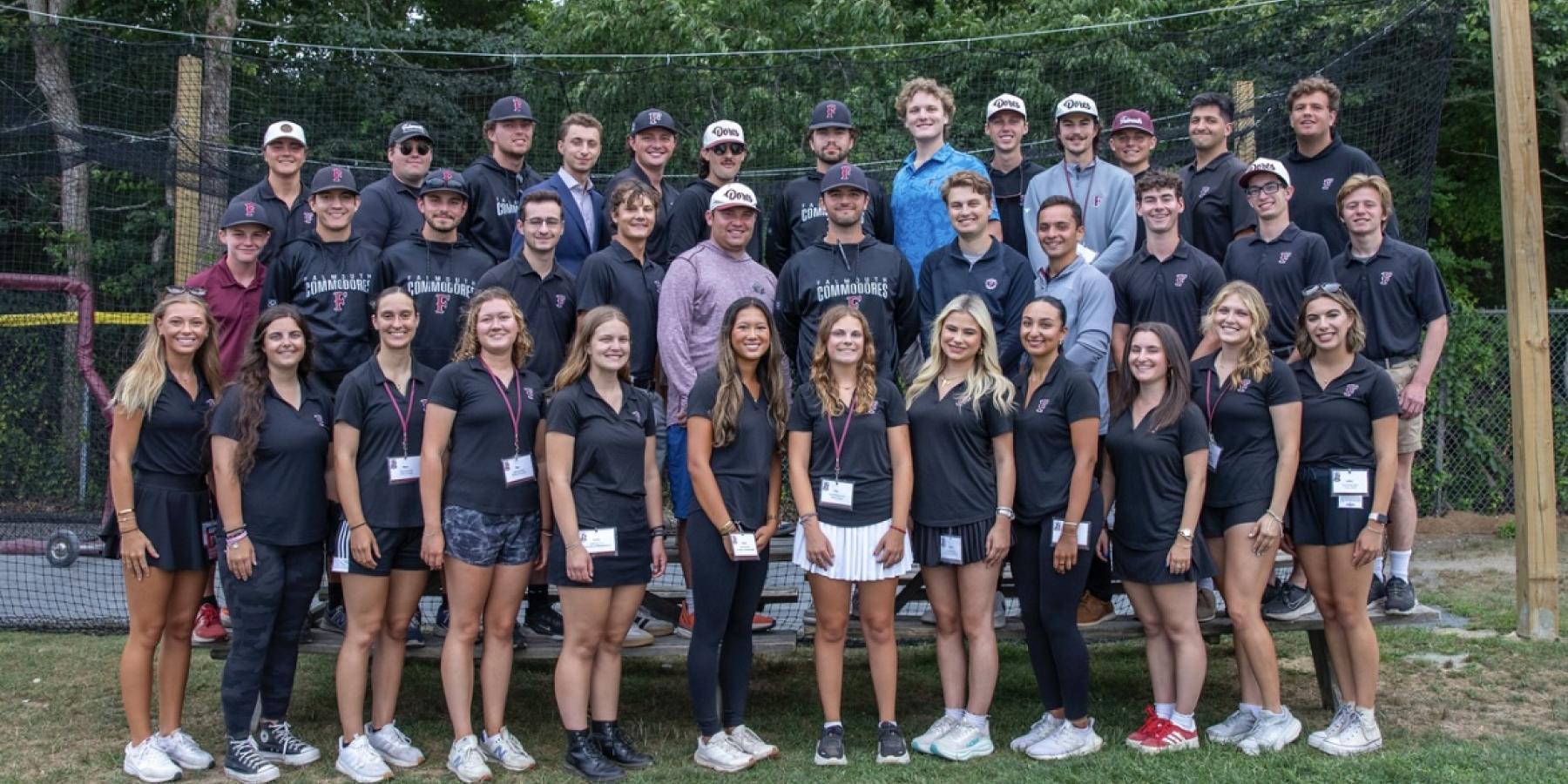 The entire Commodores Intern Team