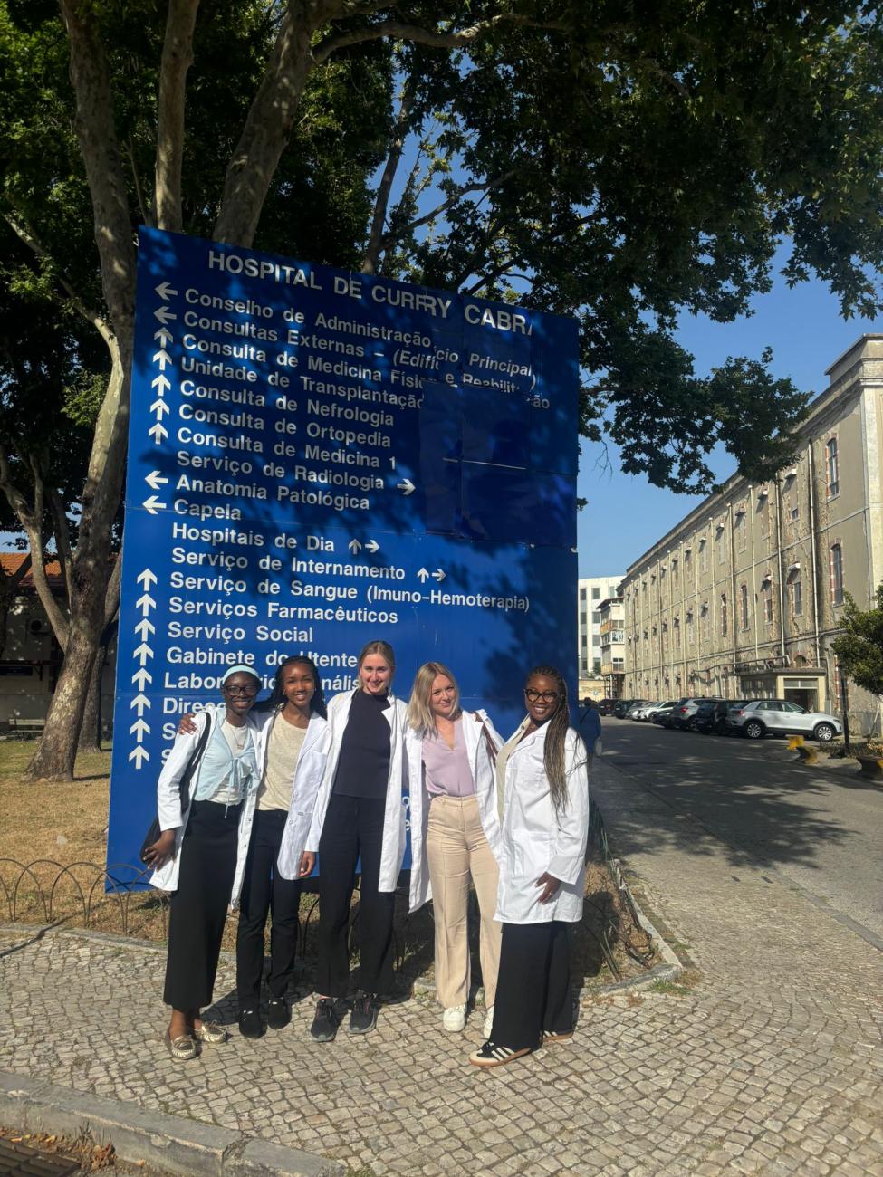 Lauren Bier and her colleagues outside of Hospital de São José (Centro Hospitalar Universitário de Lisboa Central) in Lisbon, Portugal.