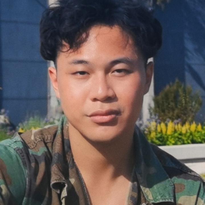 A photographer showing my face under the sun