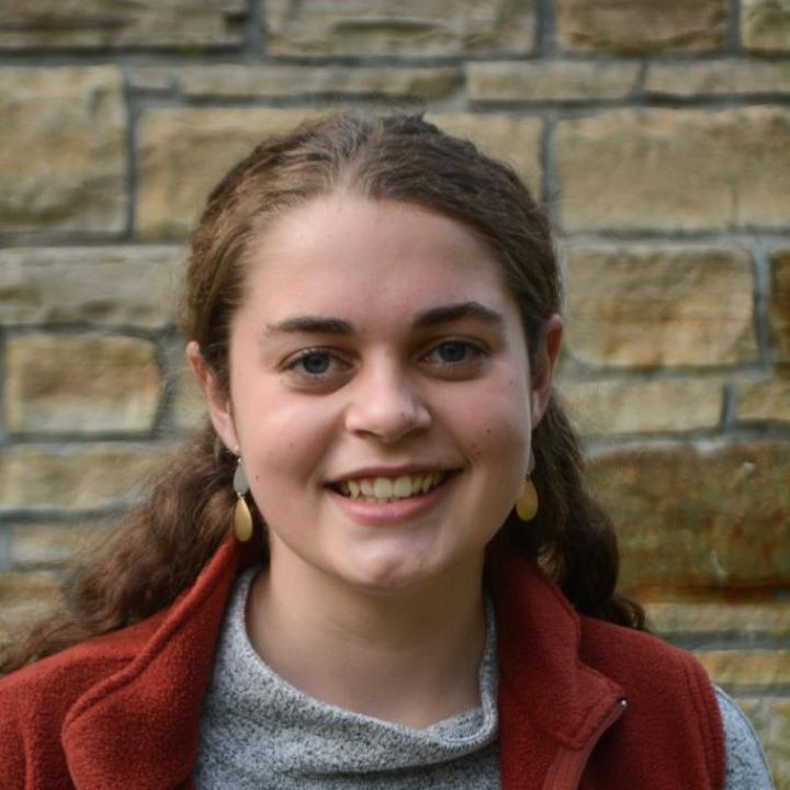 Isabelle Dolcino headshot