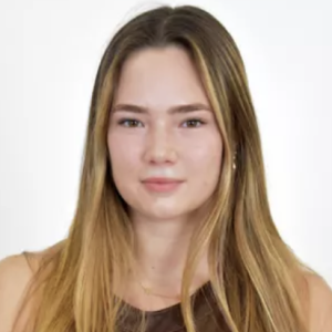 Headshot of Halla Chappell